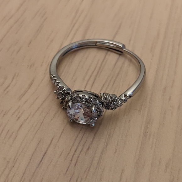 Adjustable ring - Picture 2 of 4